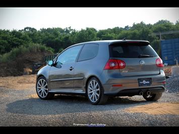 2008 Volkswagen R32   - Photo 2 - Rockville, MD 20850