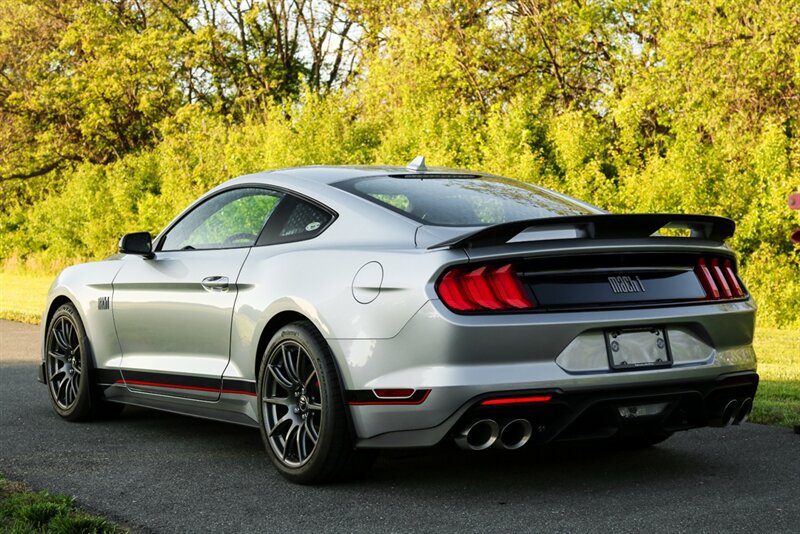 2022 Ford Mustang Mach 1  