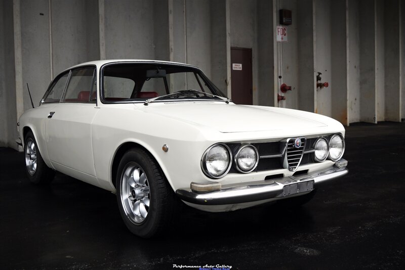 1969 Alfa Romeo GTV 1750   - Photo 14 - Rockville, MD 20850