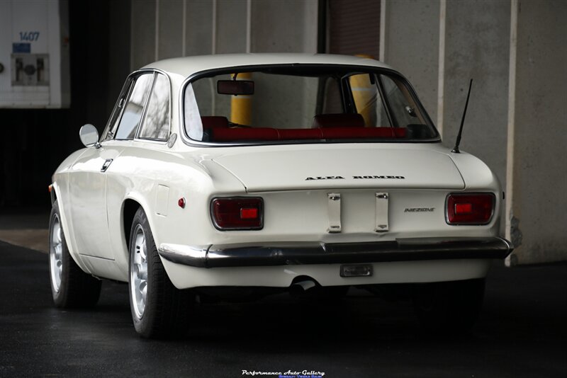 1969 Alfa Romeo GTV 1750   - Photo 16 - Rockville, MD 20850