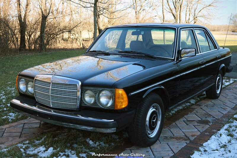 1980 Mercedes-Benz 240D   - Photo 12 - Rockville, MD 20850