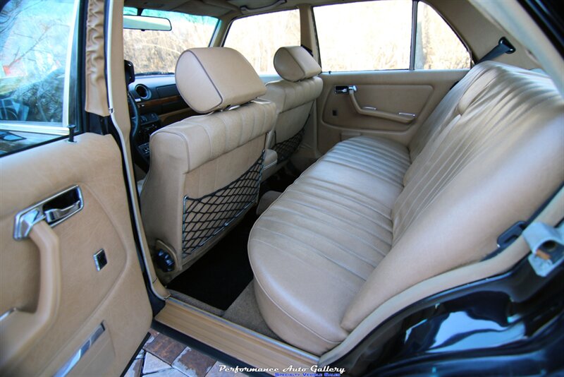 1980 Mercedes-Benz 240D   - Photo 31 - Rockville, MD 20850