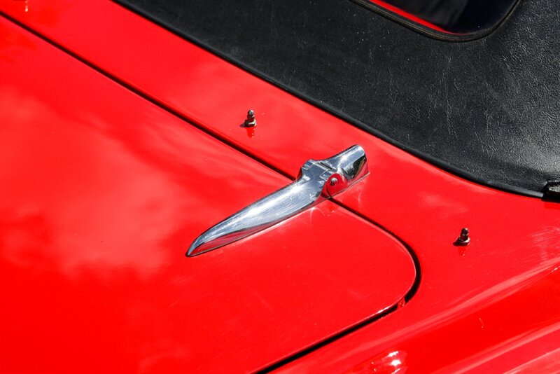 1965 Sunbeam Tiger Mk1   - Photo 37 - Rockville, MD 20850