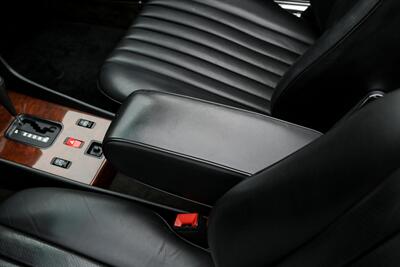 1988 Mercedes-Benz 560-Class 560 SL   - Photo 100 - Rockville, MD 20850