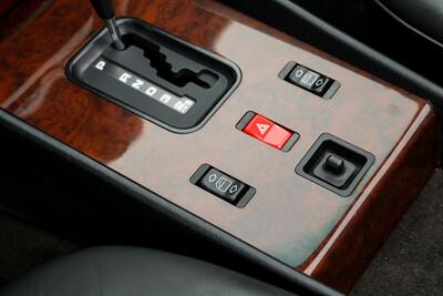 1988 Mercedes-Benz 560-Class 560 SL   - Photo 99 - Rockville, MD 20850