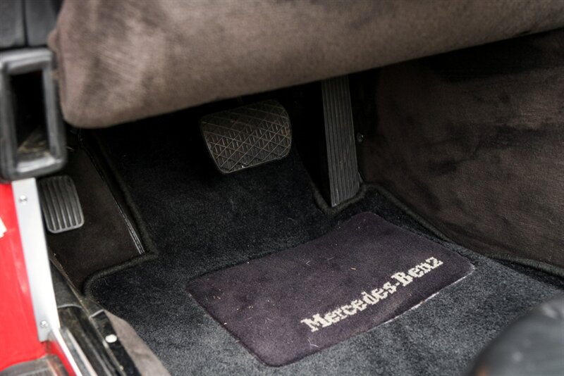 1988 Mercedes-Benz 560-Class 560 SL   - Photo 105 - Rockville, MD 20850