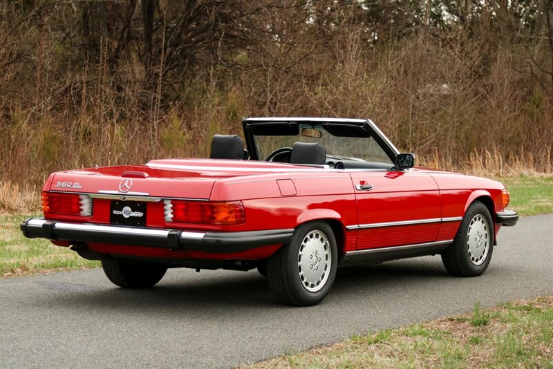 1988 Mercedes-Benz 560-Class 560 SL   - Photo 4 - Rockville, MD 20850