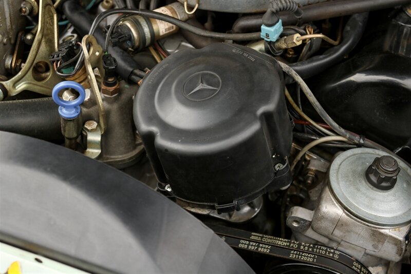1988 Mercedes-Benz 560-Class 560 SL   - Photo 125 - Rockville, MD 20850