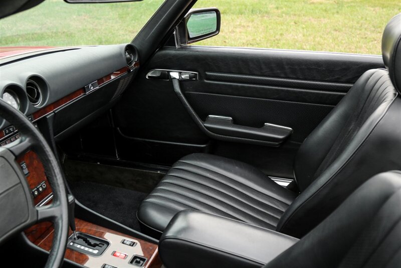 1988 Mercedes-Benz 560-Class 560 SL   - Photo 79 - Rockville, MD 20850