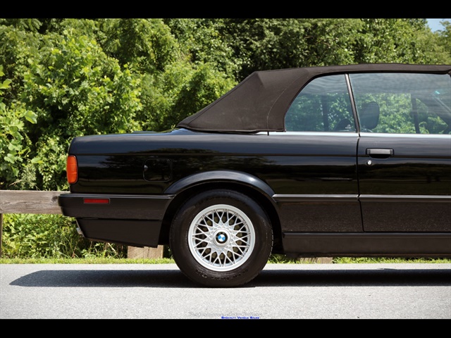 1991 BMW 325i C   - Photo 12 - Rockville, MD 20850