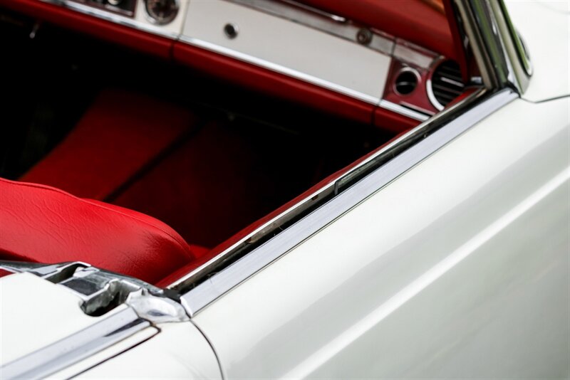 1966 Mercedes-Benz 230SL   - Photo 31 - Rockville, MD 20850