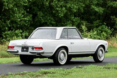 1966 Mercedes-Benz 230SL   - Photo 14 - Rockville, MD 20850