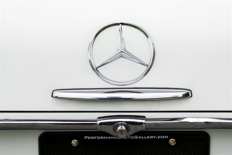 1966 Mercedes-Benz 230SL   - Photo 41 - Rockville, MD 20850