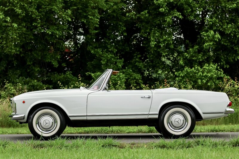 1966 Mercedes-Benz 230SL   - Photo 8 - Rockville, MD 20850