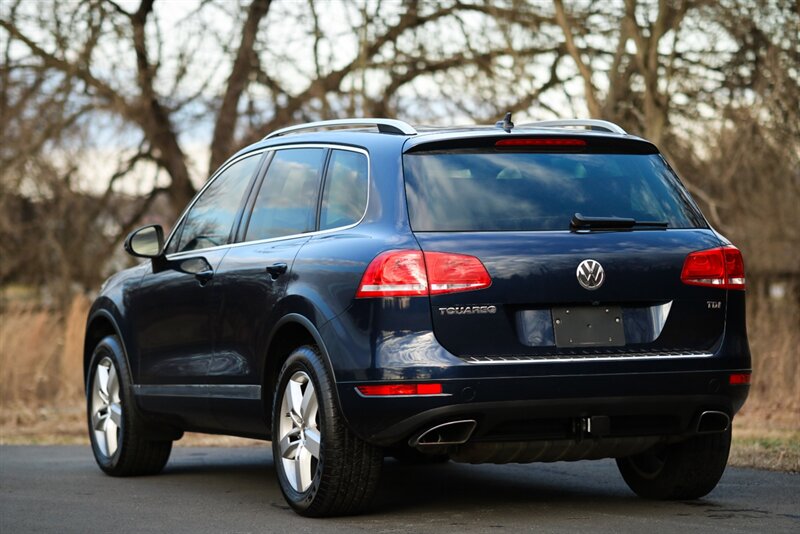 2013 Volkswagen Touareg TDI Sport   - Photo 15 - Rockville, MD 20850