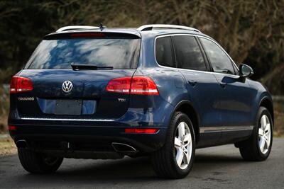 2013 Volkswagen Touareg TDI Sport   - Photo 12 - Rockville, MD 20850