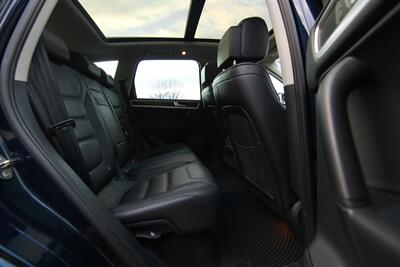 2013 Volkswagen Touareg TDI Sport   - Photo 53 - Rockville, MD 20850