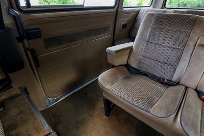 1984 Volkswagen Bus/Vanagon GL   - Photo 65 - Rockville, MD 20850