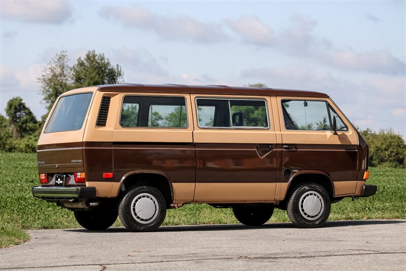 1984 Volkswagen Bus/Vanagon GL   - Photo 10 - Rockville, MD 20850