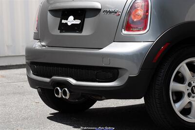 2008 MINI Cooper S 6-Speed   - Photo 24 - Rockville, MD 20850