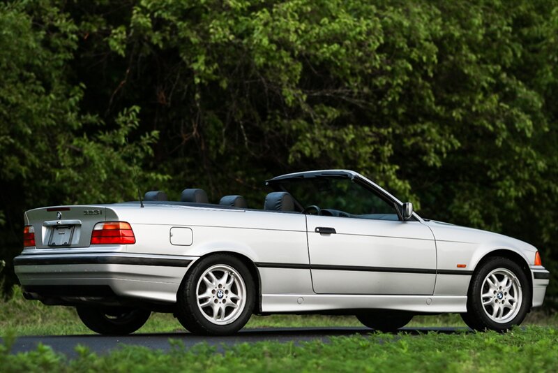 1999 BMW 323i Cabrio   - Photo 2 - Rockville, MD 20850