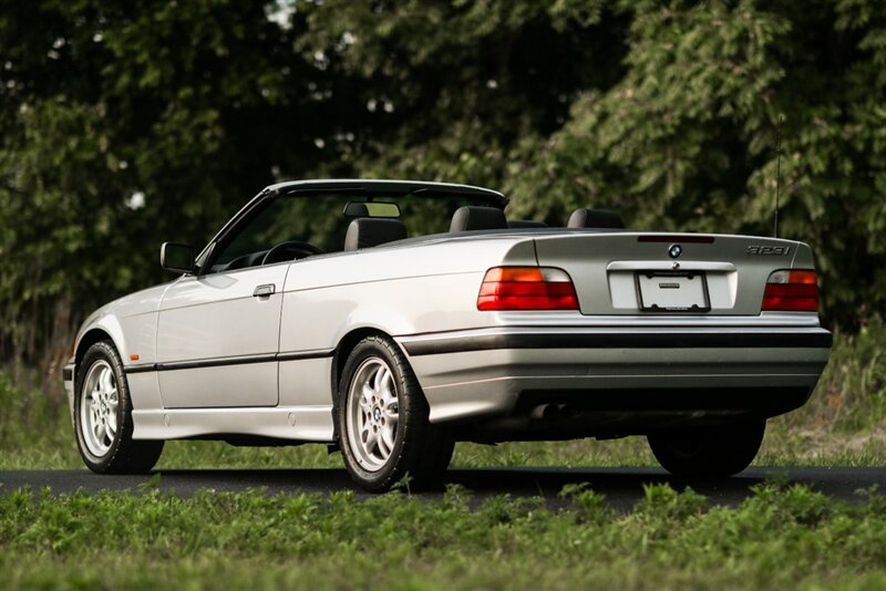 1999 BMW 323i Cabrio   - Photo 4 - Rockville, MD 20850