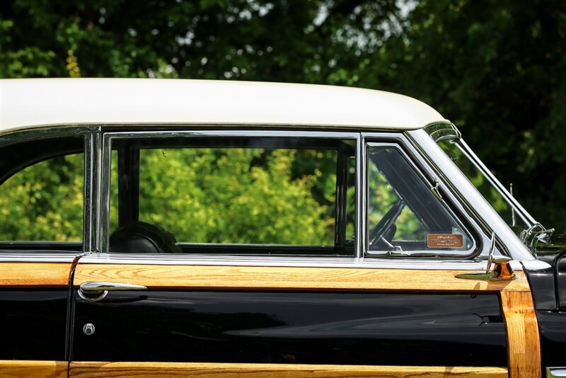 1950 Chrysler Town & Country Newport  "Woodie "   - Photo 22 - Rockville, MD 20850