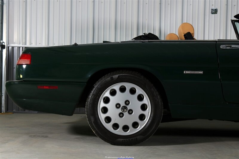 1993 Alfa Romeo Spider Veloce   - Photo 23 - Rockville, MD 20850