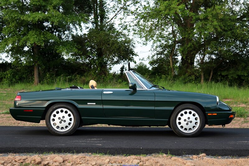 1993 Alfa Romeo Spider Veloce   - Photo 12 - Rockville, MD 20850