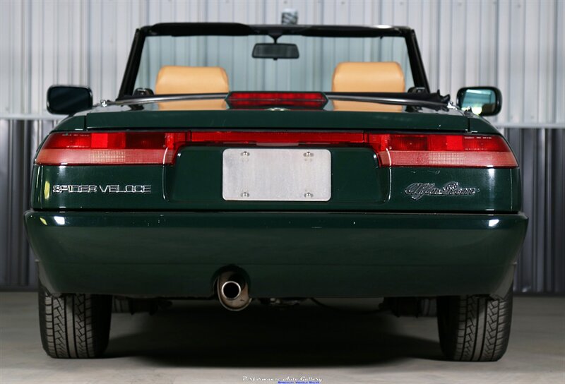 1993 Alfa Romeo Spider Veloce   - Photo 4 - Rockville, MD 20850