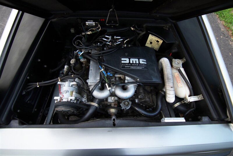 1981 DeLorean DMC-12 5-Speed   - Photo 7 - Rockville, MD 20850