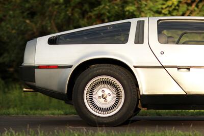 1981 DeLorean DMC-12 5-Speed   - Photo 26 - Rockville, MD 20850