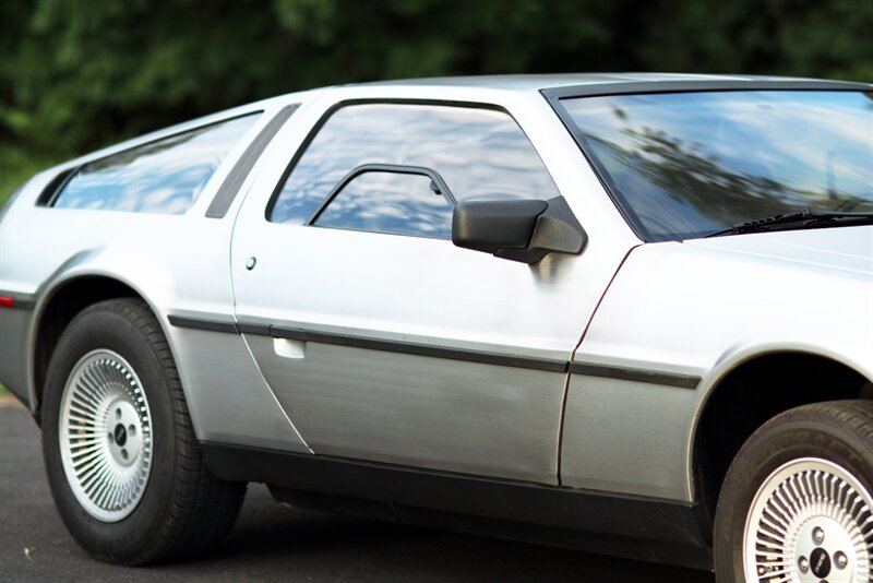 1981 DeLorean DMC-12 5-Speed   - Photo 24 - Rockville, MD 20850