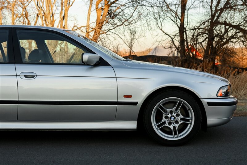 2000 BMW 540i  Sport 6-Speed - Photo 21 - Rockville, MD 20850