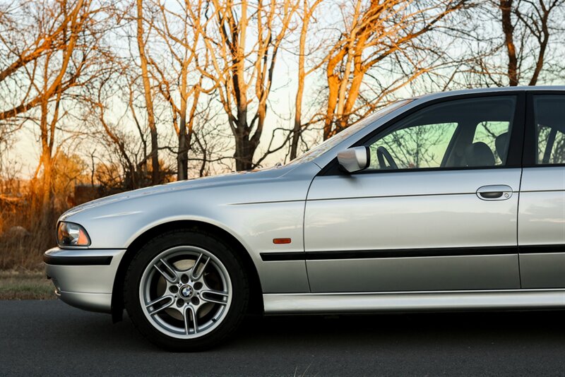 2000 BMW 540i  Sport 6-Speed - Photo 18 - Rockville, MD 20850