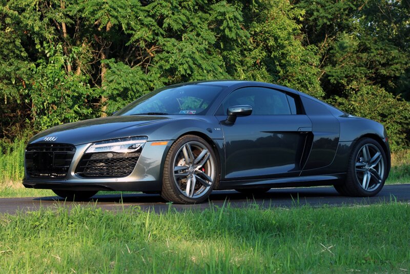 2014 Audi R8 V10 5.2 quattro 6-Speed   - Photo 6 - Rockville, MD 20850