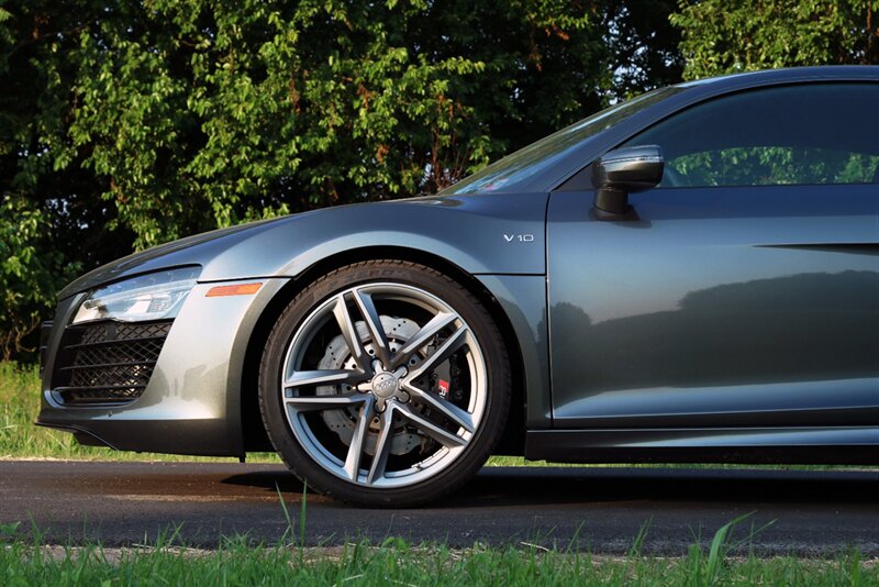 2014 Audi R8 V10 5.2 quattro 6-Speed   - Photo 20 - Rockville, MD 20850