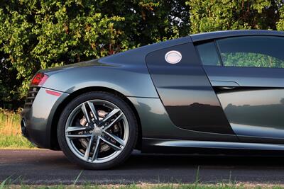 2014 Audi R8 V10 5.2 quattro 6-Speed   - Photo 18 - Rockville, MD 20850