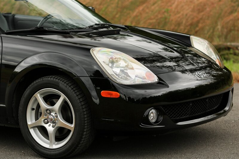 2004 Toyota MR2 Spyder   - Photo 15 - Rockville, MD 20850