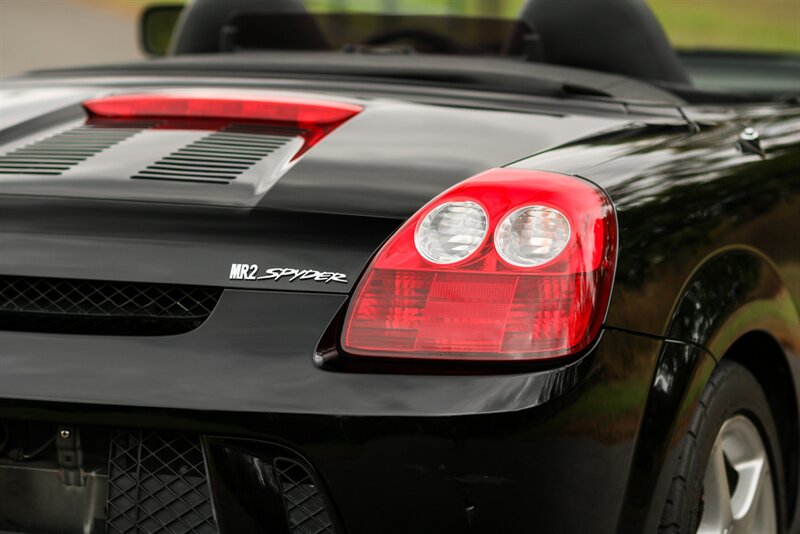 2004 Toyota MR2 Spyder   - Photo 34 - Rockville, MD 20850