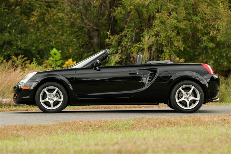 2004 Toyota MR2 Spyder   - Photo 14 - Rockville, MD 20850