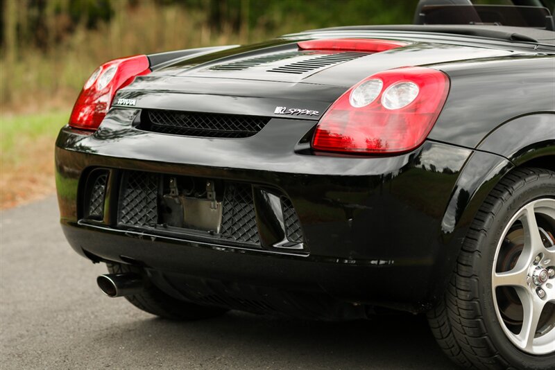 2004 Toyota MR2 Spyder   - Photo 32 - Rockville, MD 20850