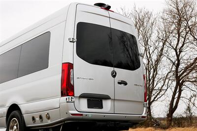 2020 Mercedes-Benz Sprinter 3500XD  Mobile Office - Photo 22 - Rockville, MD 20850