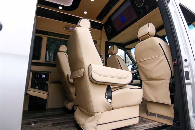 2020 Mercedes-Benz Sprinter 3500XD  Mobile Office - Photo 61 - Rockville, MD 20850