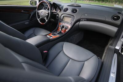 2005 Mercedes-Benz SL 500   - Photo 43 - Rockville, MD 20850