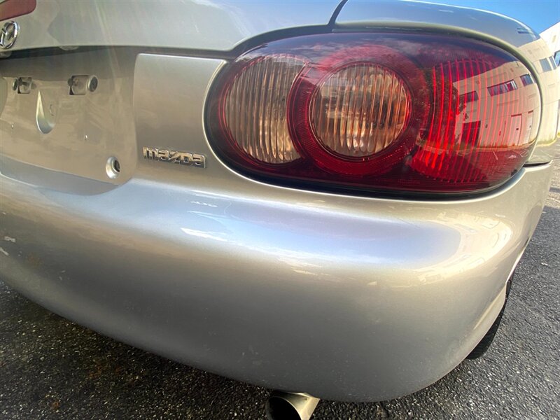 2005 Mazda MX-5 Miata LS   - Photo 33 - Rockville, MD 20850