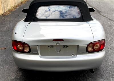 2005 Mazda MX-5 Miata LS   - Photo 29 - Rockville, MD 20850