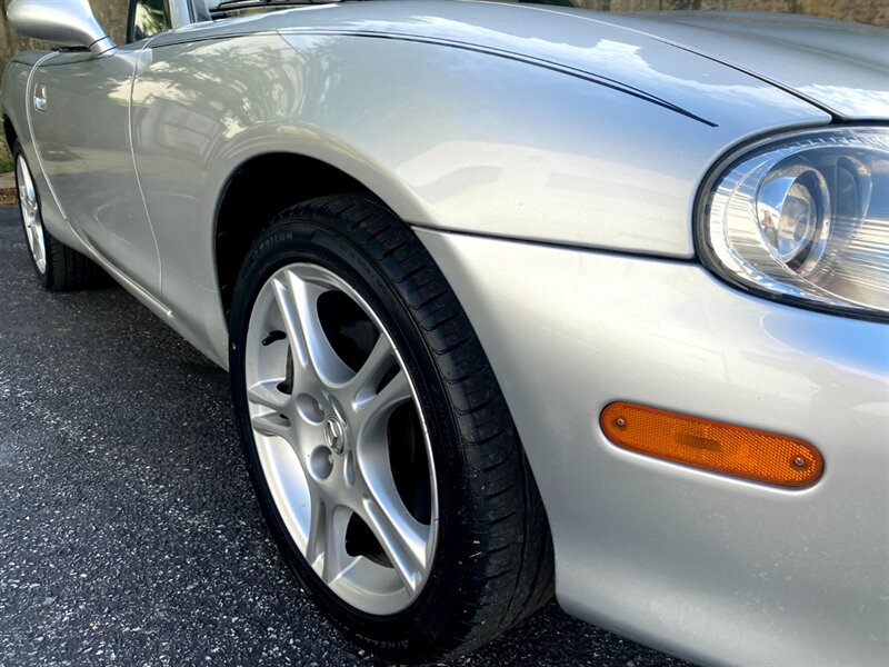 2005 Mazda MX-5 Miata LS   - Photo 26 - Rockville, MD 20850