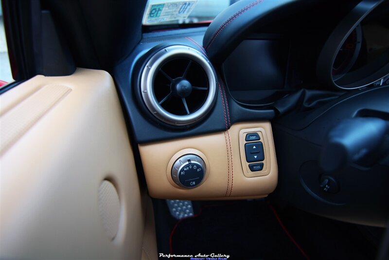 2013 Ferrari California   - Photo 75 - Rockville, MD 20850