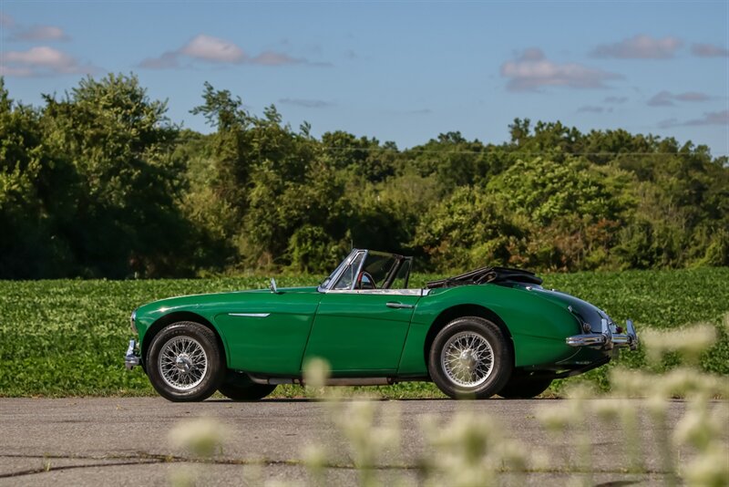 1963 Austin Healey 3000 BJ7 Mk II   - Photo 4 - Rockville, MD 20850